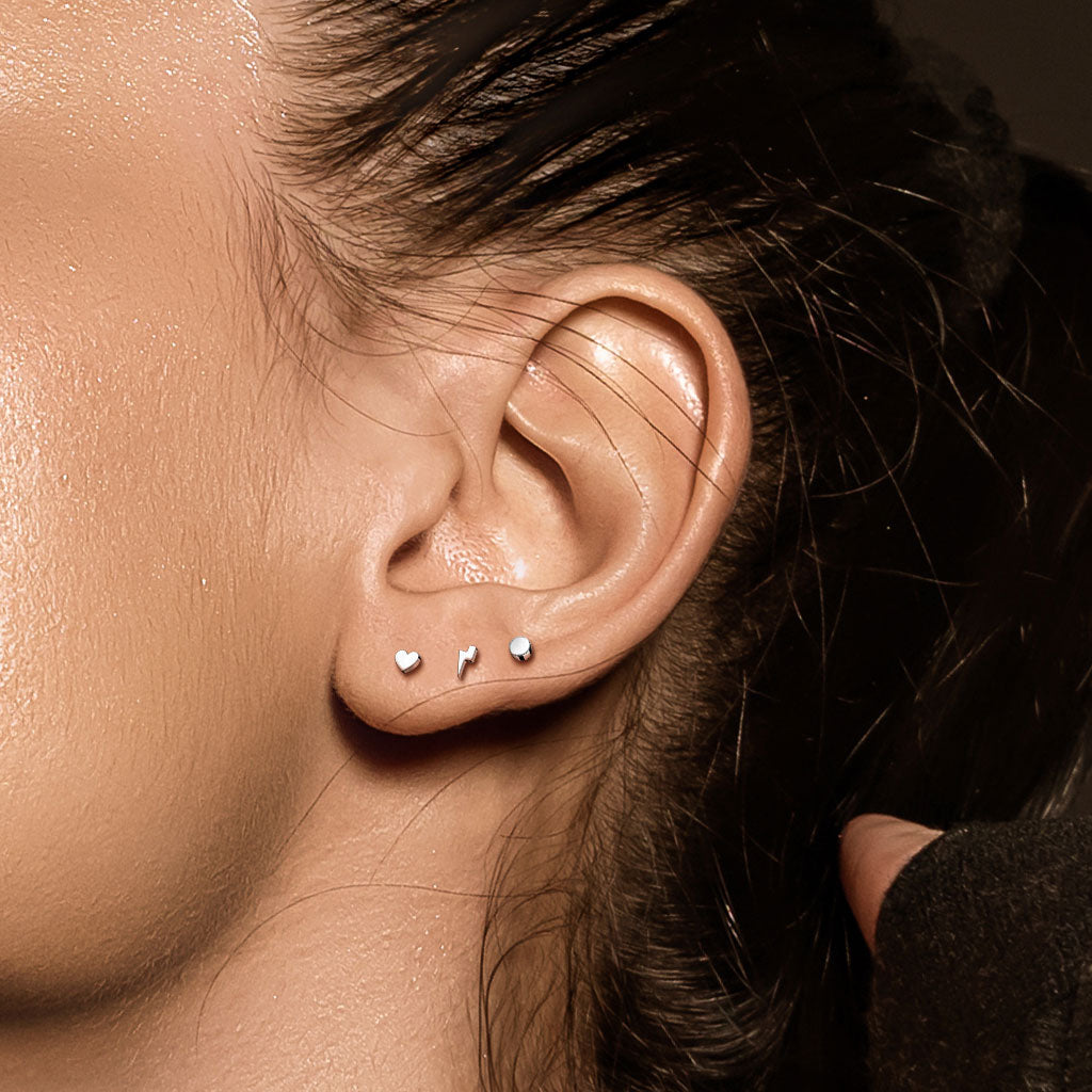 Internally Threaded Titanium Flat Disc Labret