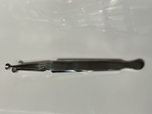 Labret Holding Tweezer